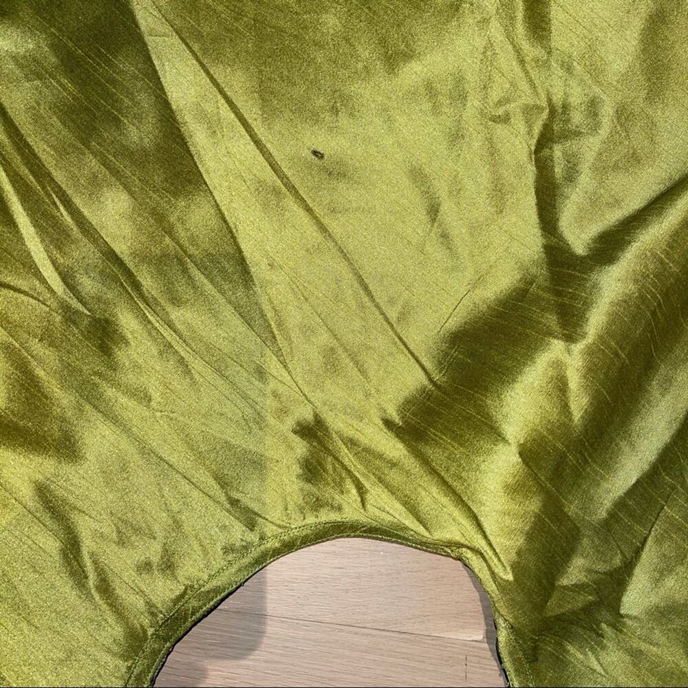Christmas Tree Skirt Silk Velvet - Picture 8 of 9